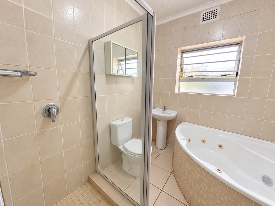 3 Bedroom Property for Sale in Rugby Western Cape